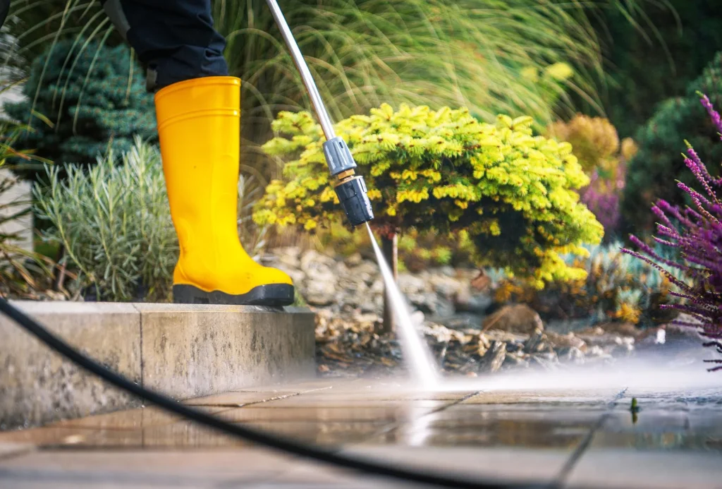 Commercial Pressure Washing in Chisholm