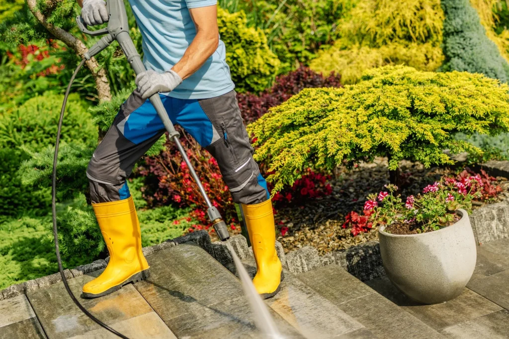 Commercial Pressure Washing in Bemidji