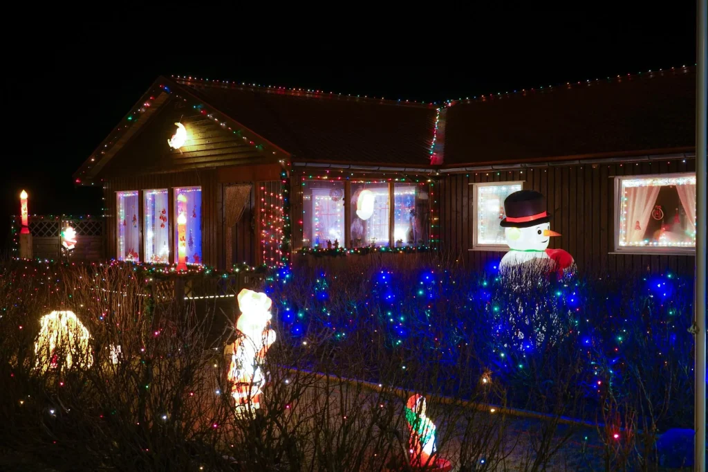 Christmas Light Installation in Nashwauk